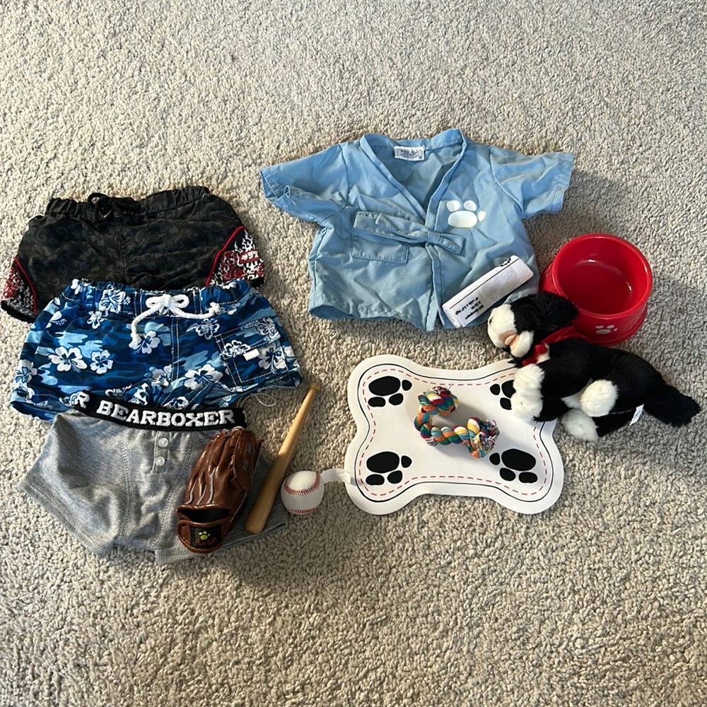 Build-a-Bear clothes/accessories